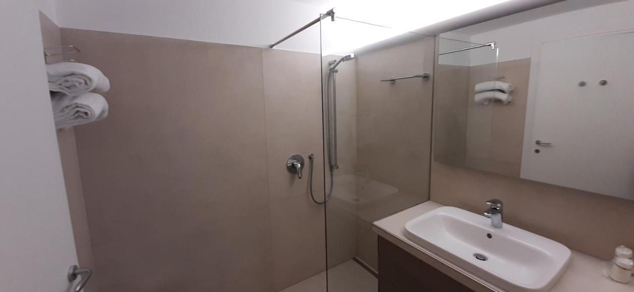Delta Hotel Apartments San Donato Milanese Exteriör bild